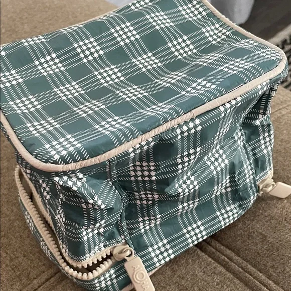 ALOHA Collection Cabin Crew Kit - Picture 4 of 5